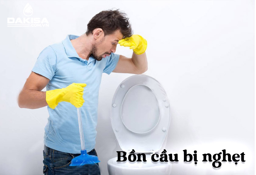 bồn cầu bị nghẹt