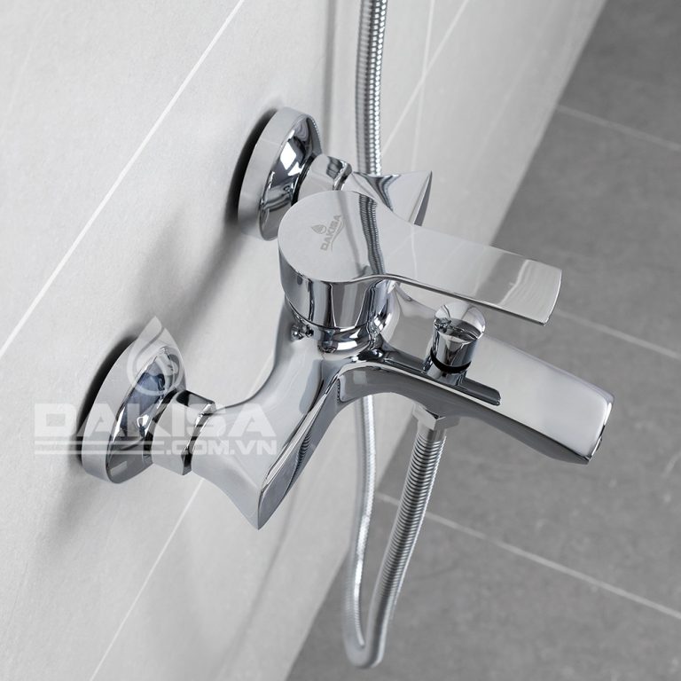Vòi sen nóng lạnh Dakisa DCSN13
