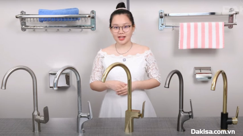 vòi rửa chén màu vàng sang trọng đẳng cấp